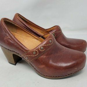 Dansko Size 38 Riki Clog Brown Leather Heel Comfy